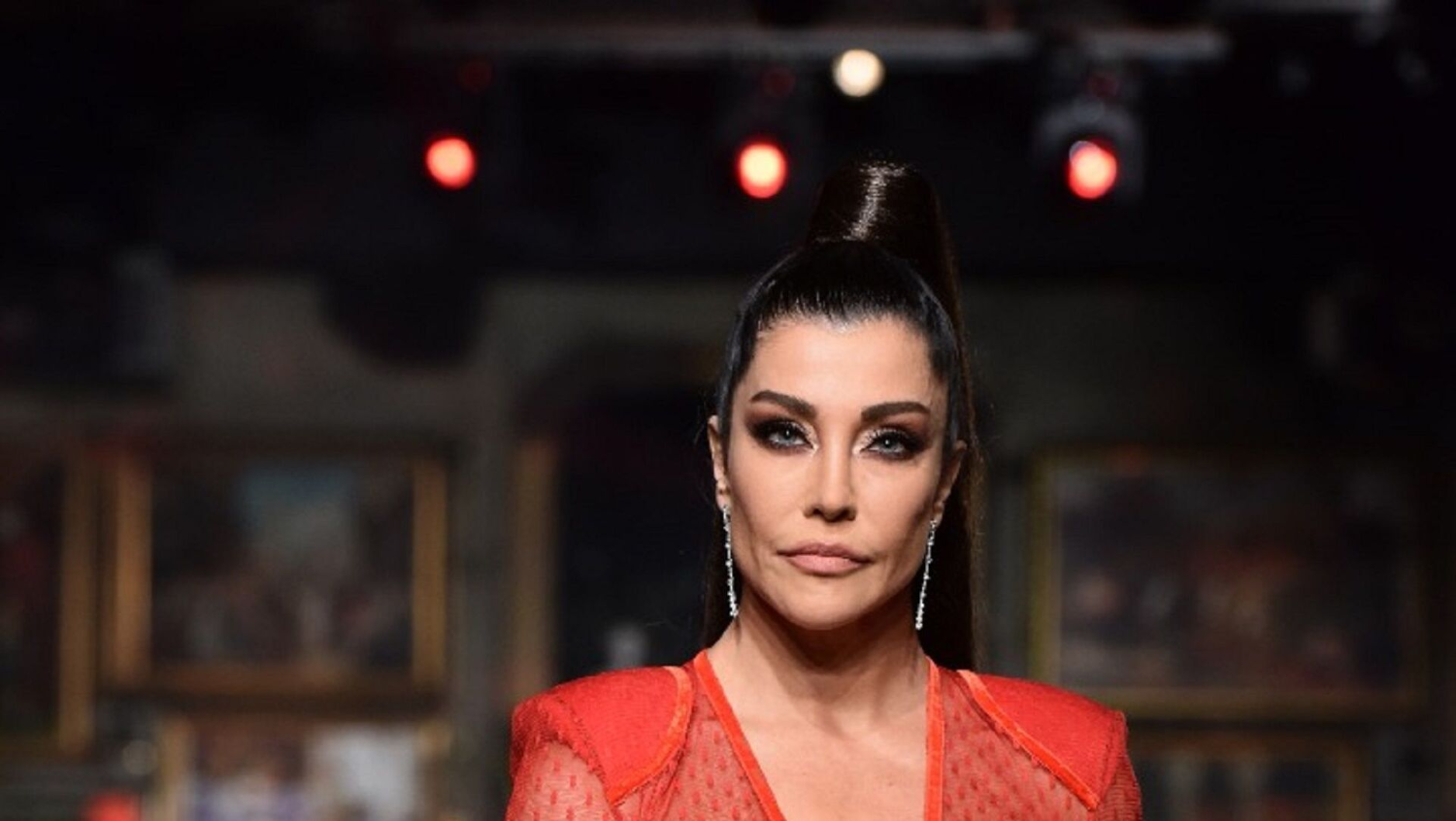 Deniz Akkaya'dan eski eşine Business Class tepkisi